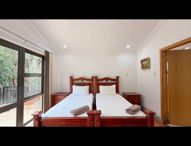 3 BEDROOM TOWNHOUSE TO LET IN ZIMBALI ESTATE